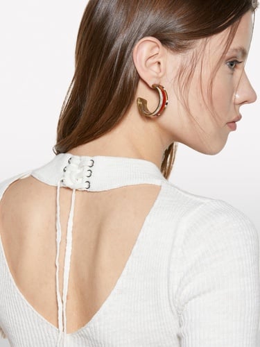  Kadın Kırık Beyaz Keten Karışımlı Slim Fit Kısa Kollu Kazak