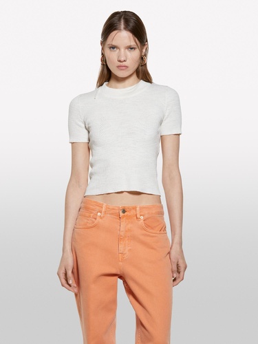  Kadın Kırık Beyaz Keten Karışımlı Slim Fit Kısa Kollu Kazak