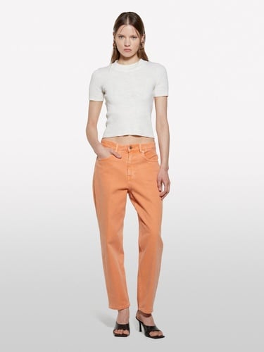  Kadın Kırık Beyaz Keten Karışımlı Slim Fit Kısa Kollu Kazak