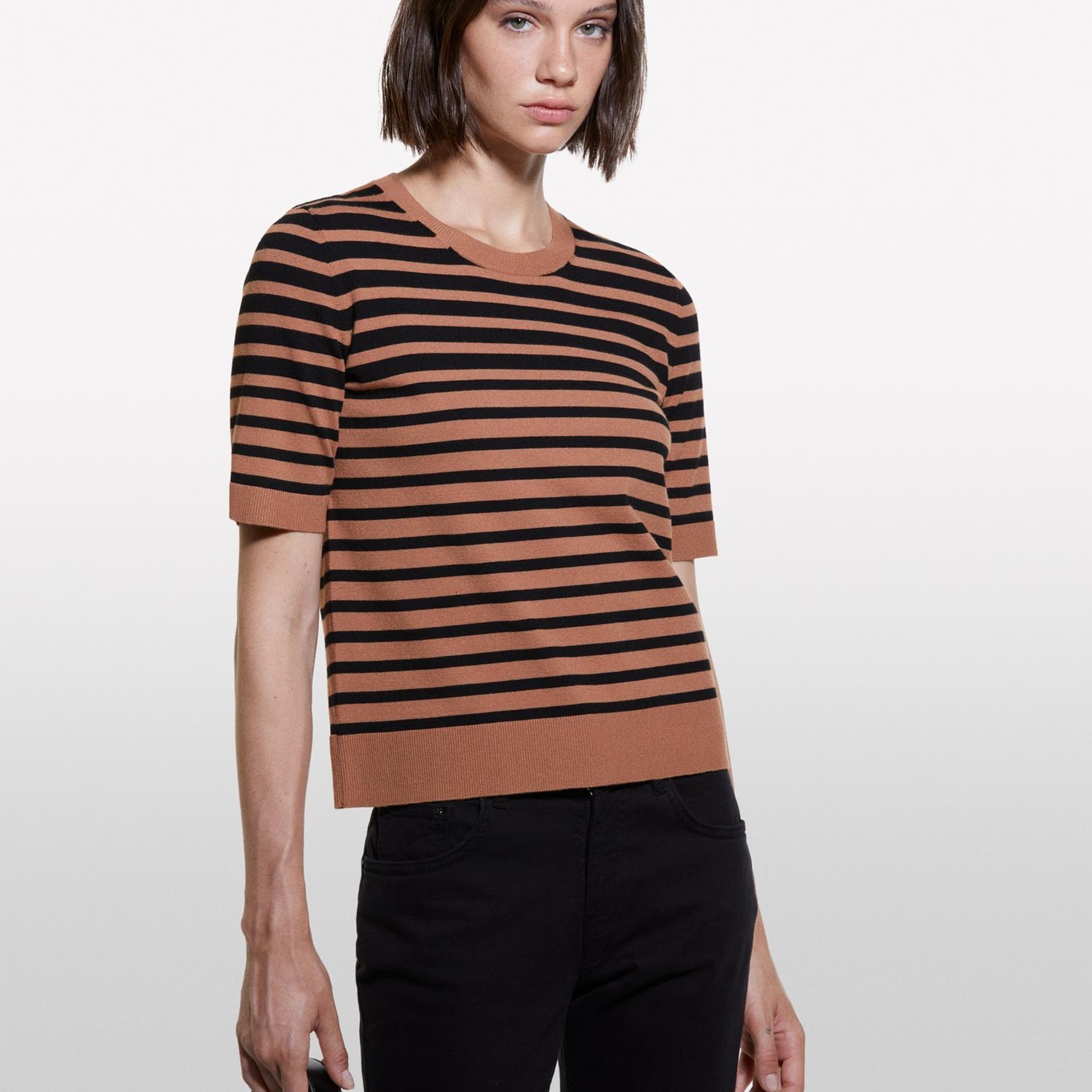 Kadın Kahverengi Çizgili Viskoz Karışımlı Çizgili Bisiklet Yaka Kısa Kollu Kazak