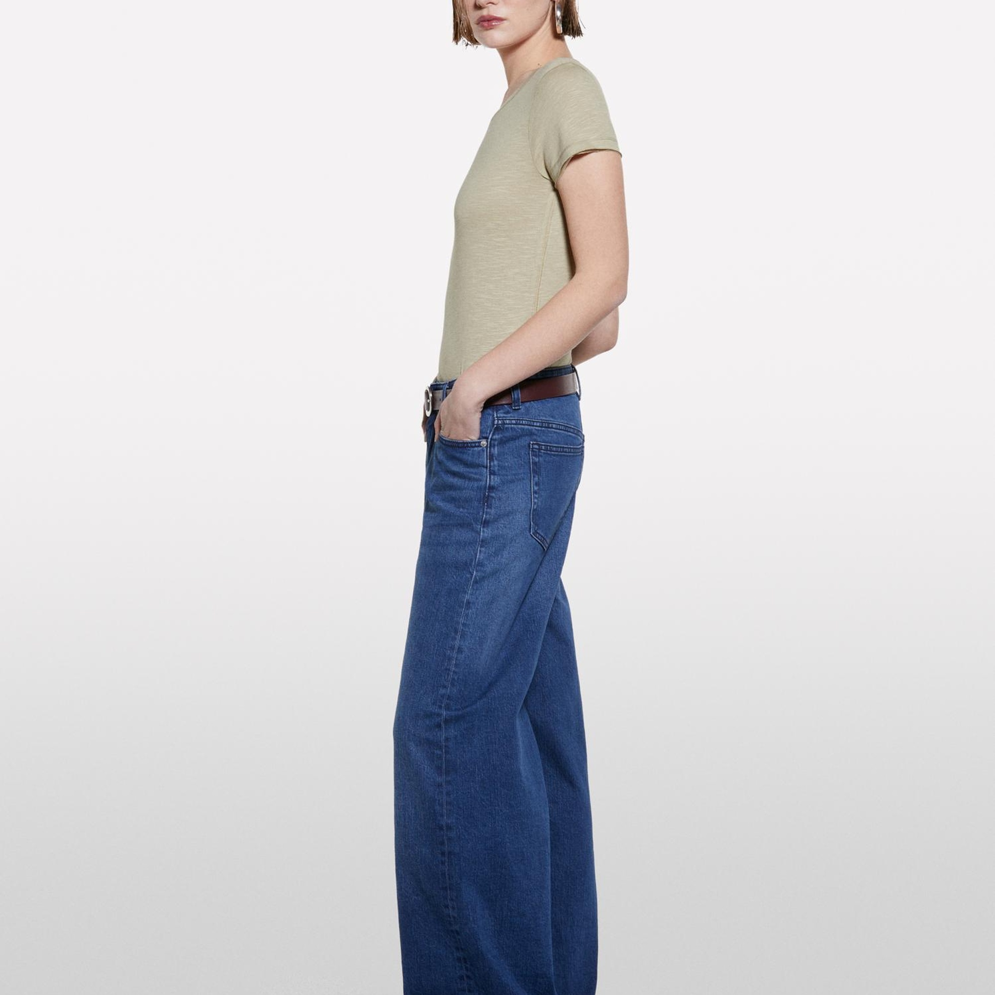 Kadın Kum Rengi Pamuk Modal Karışımlı Normal Kalıp Bisiklet Yaka T-Shirt