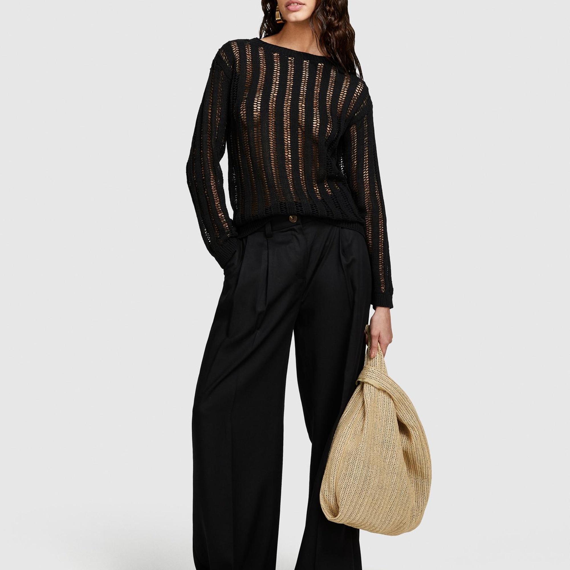 Kadın Siyah Pamuk Karışımlı Örgü Motifli Düşük Omuzlu Kayık Yaka Kazak