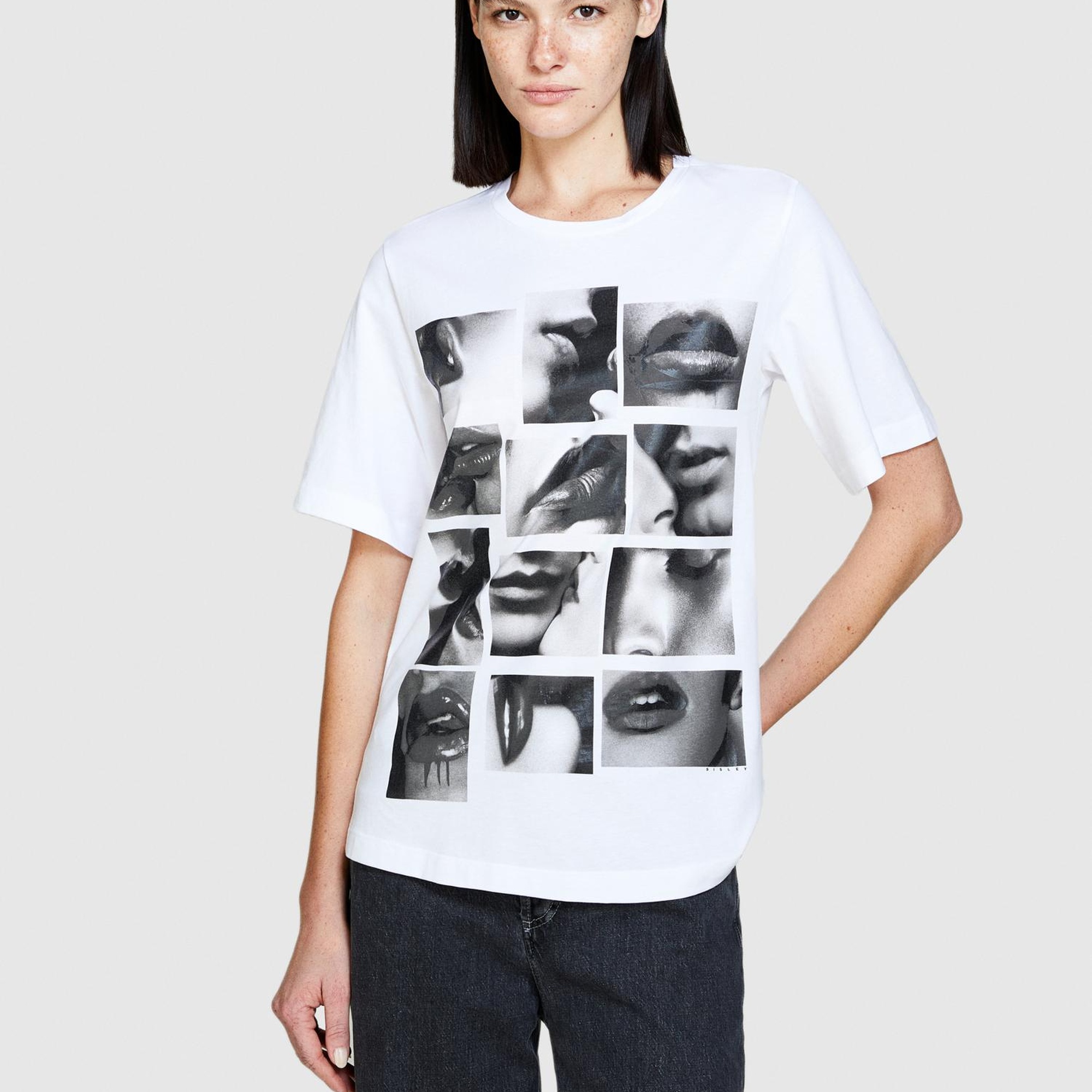 Kadın Beyaz %100 Pamuk Önü Folyo Baskılı Bisiklet Yaka T-Shirt