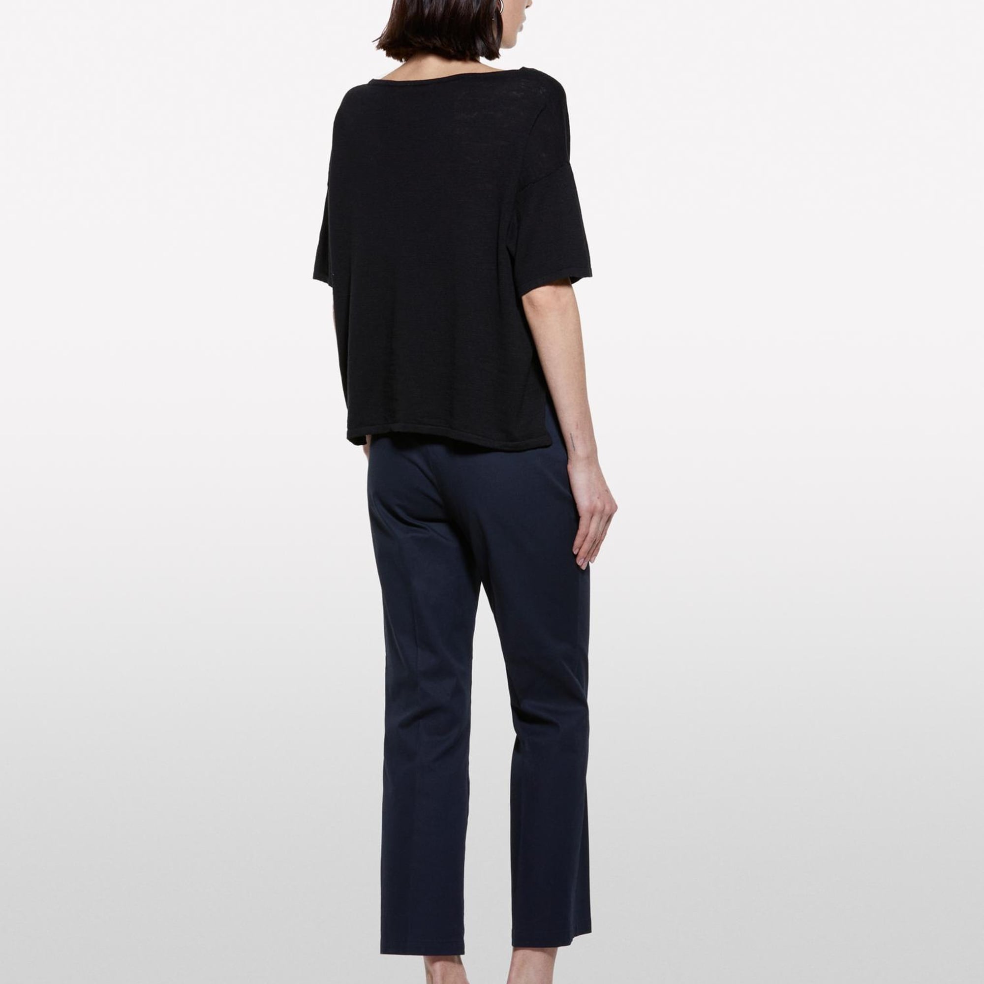 Kadın Siyah Keten Karışımlı Bisiklet Yaka Oversize T-Shirt