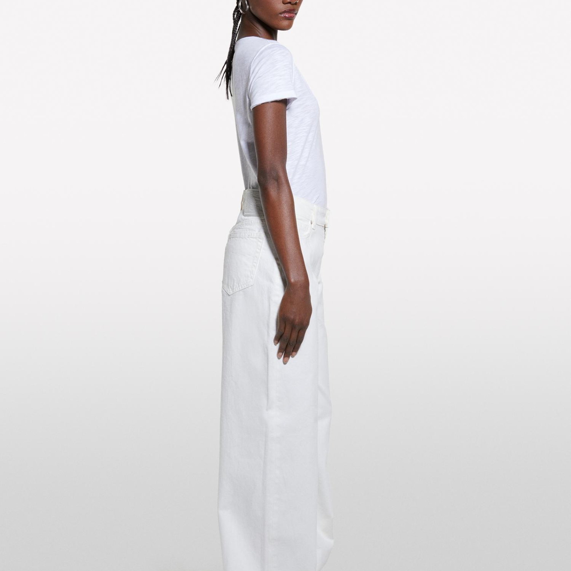 Kadın Beyaz Pamuk Modal Karışımlı Normal Kalıp Bisiklet Yaka T-Shirt