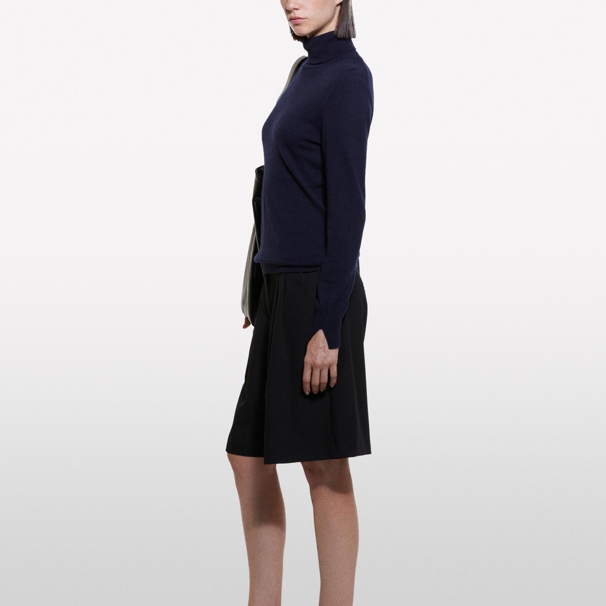 Kadın Lacivert Yün ve Kaşmir Karışımlı Ribana Detaylı Balıkçı Yaka Kazak