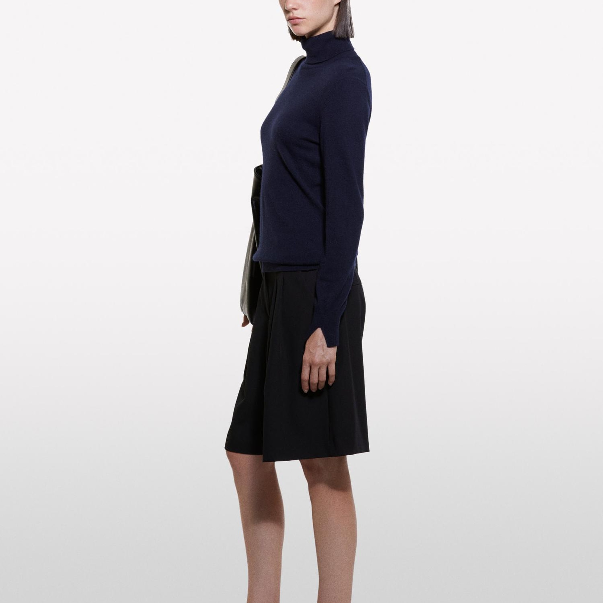 Kadın Lacivert Yün ve Kaşmir Karışımlı Ribana Detaylı Balıkçı Yaka Kazak