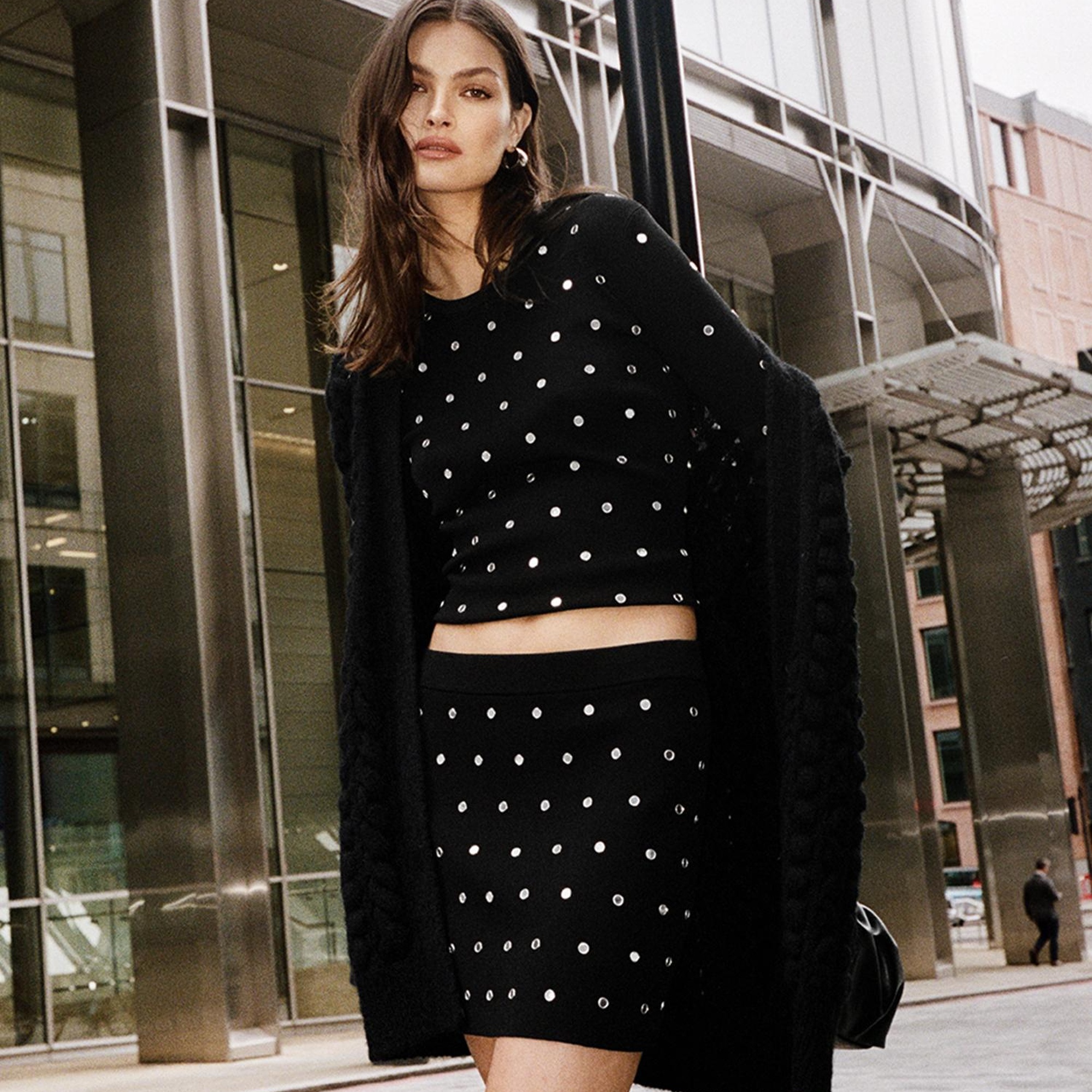 Kadın Siyah Viskoz Karışımlı Bisiklet Yaka Slim Fit Kazak