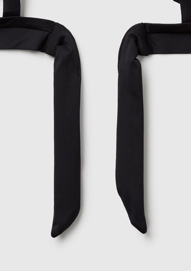  Kadın Siyah Sırttan Bağlamalı Bikini Üstü