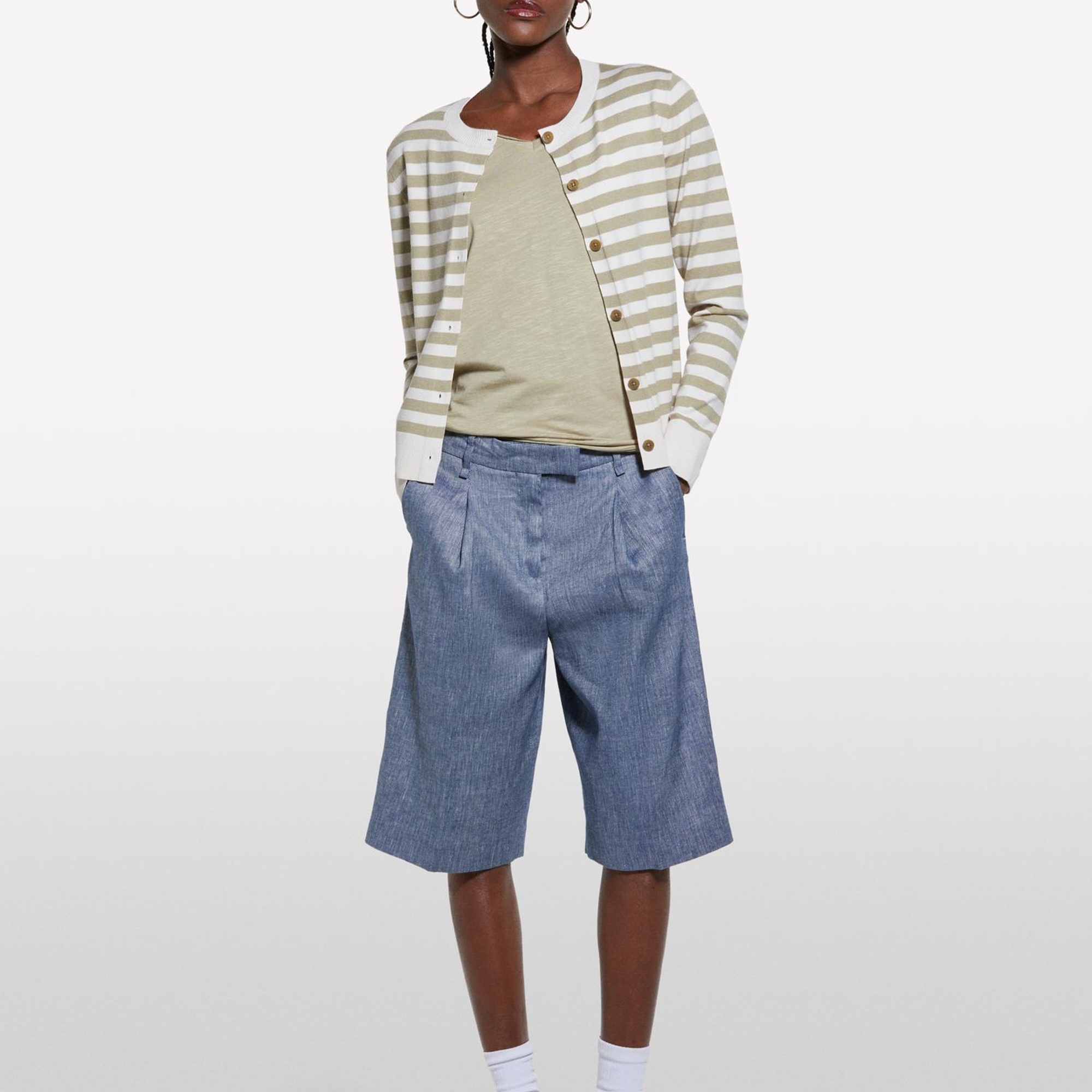 Kadın Kum Rengi Pamuk Modal Karışımlı Normal Kalıp V Yaka Slub T-Shirt