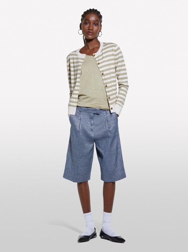  Kadın Kum Rengi Pamuk Modal Karışımlı Normal Kalıp V Yaka Slub T-Shirt