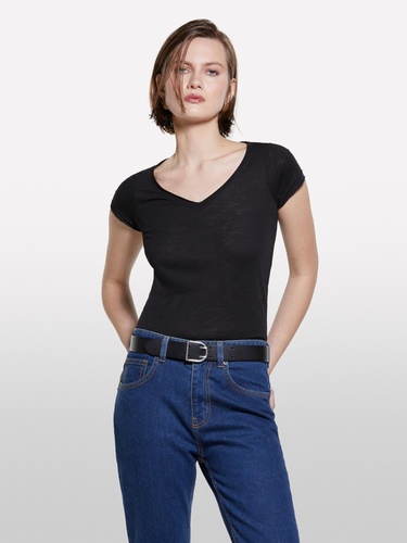  Kadın Siyah Pamuk Modal Karışımlı Normal Kalıp V Yaka Slub T-Shirt