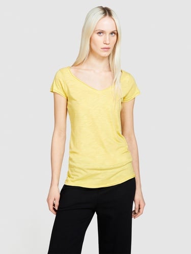  Kadın Sarı Pamuk Modal Karışımlı Normal Kalıp V Yaka Slub T-Shirt