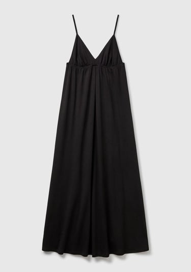  Kadın Siyah Pamuk ve Viskoz Karışımlı Pileli Askılı V Yaka Uzun Elbise