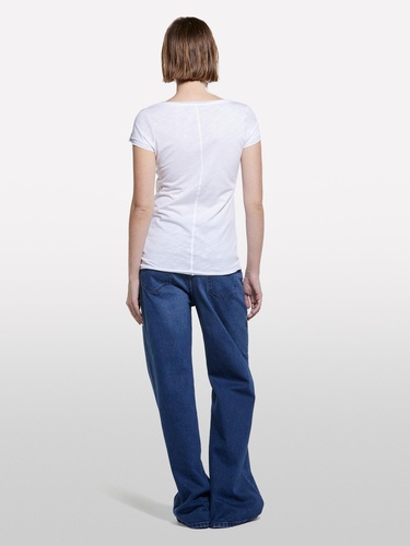  Kadın Beyaz Pamuk Modal Karışımlı Normal Kalıp V Yaka Slub T-Shirt