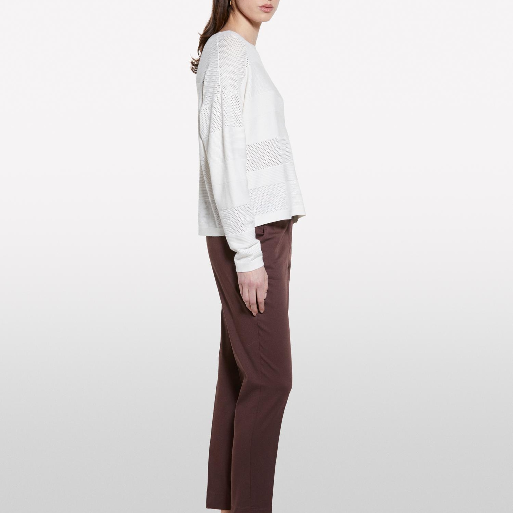 Kadın Bej Viskoz Karışımlı Şerit Efektli Kayık Yaka Kazak