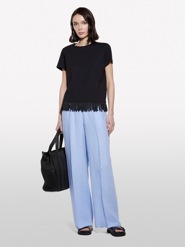  Kadın Siyah Pamuklu Ucu Püsküllü Bisiklet Yaka Regular Fit T-Shirt