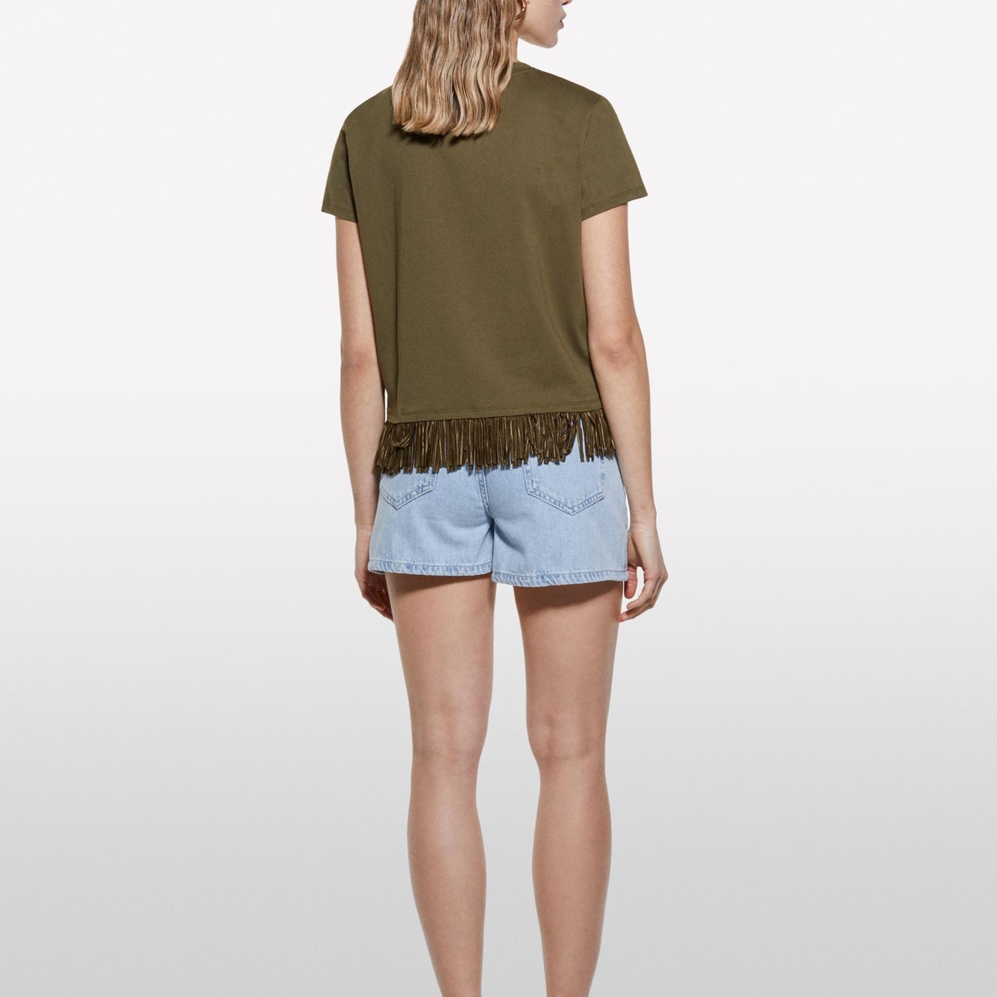 Kadın Koyu Haki Pamuklu Ucu Püsküllü Bisiklet Yaka Regular Fit T-Shirt