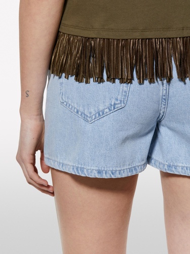  Kadın Koyu Haki Pamuklu Ucu Püsküllü Bisiklet Yaka Regular Fit T-Shirt