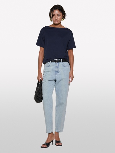  Kadın Koyu Lacivert %100 Pamuk Kayık Yaka Boxy Fit Crop T-Shirt