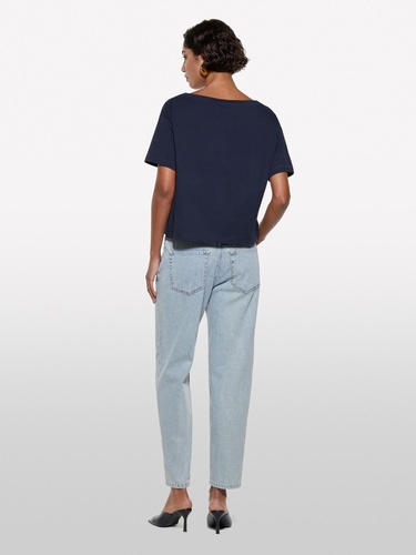  Kadın Koyu Lacivert %100 Pamuk Kayık Yaka Boxy Fit Crop T-Shirt