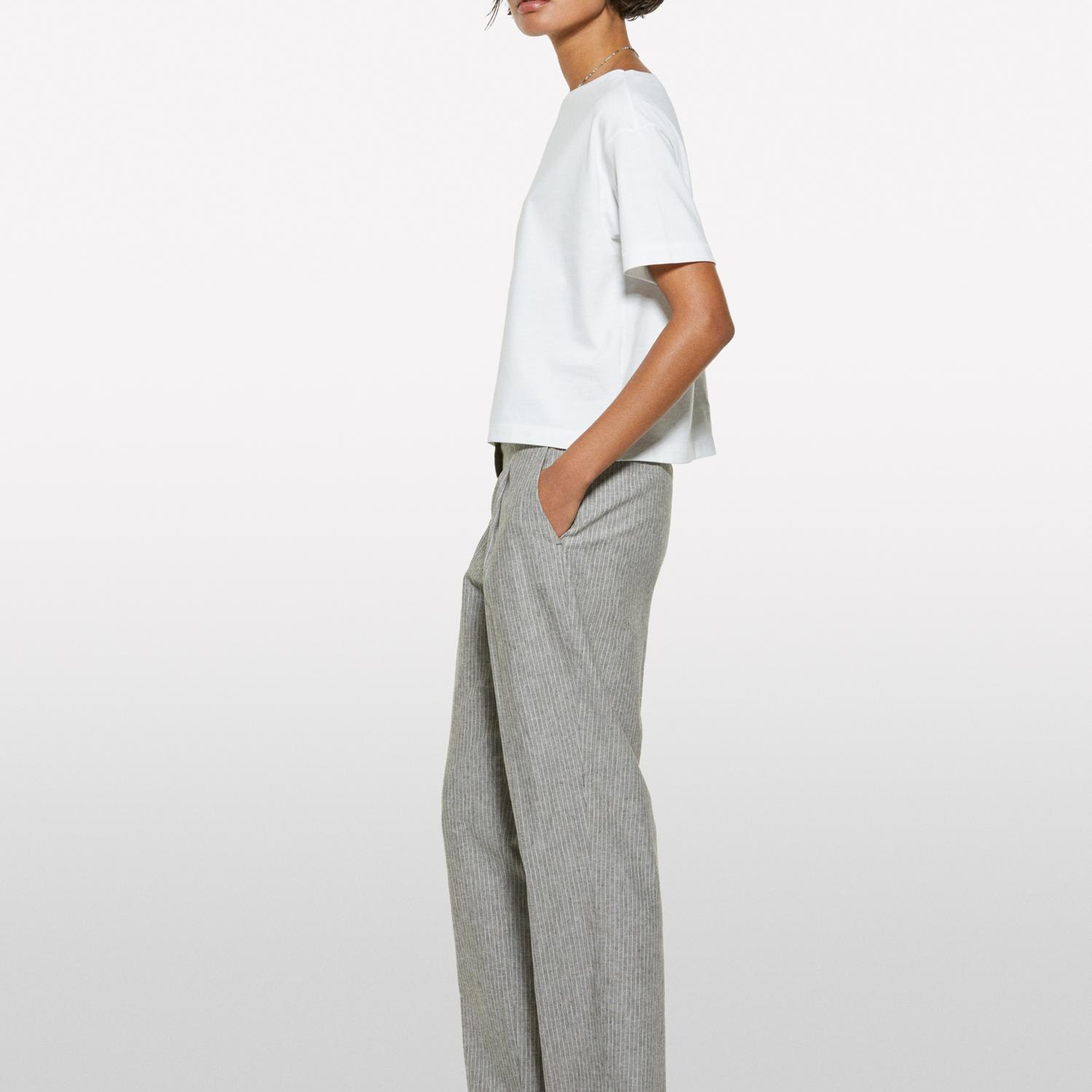 Kadın Kırık Beyaz %100 Pamuk Kayık Yaka Boxy Fit Crop T-Shirt