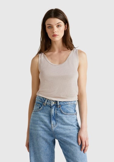  Kadın Taş Rengi %100 Keten Yanları Yırtmaçlı Regular Fit Yuvarlak Yaka Atlet