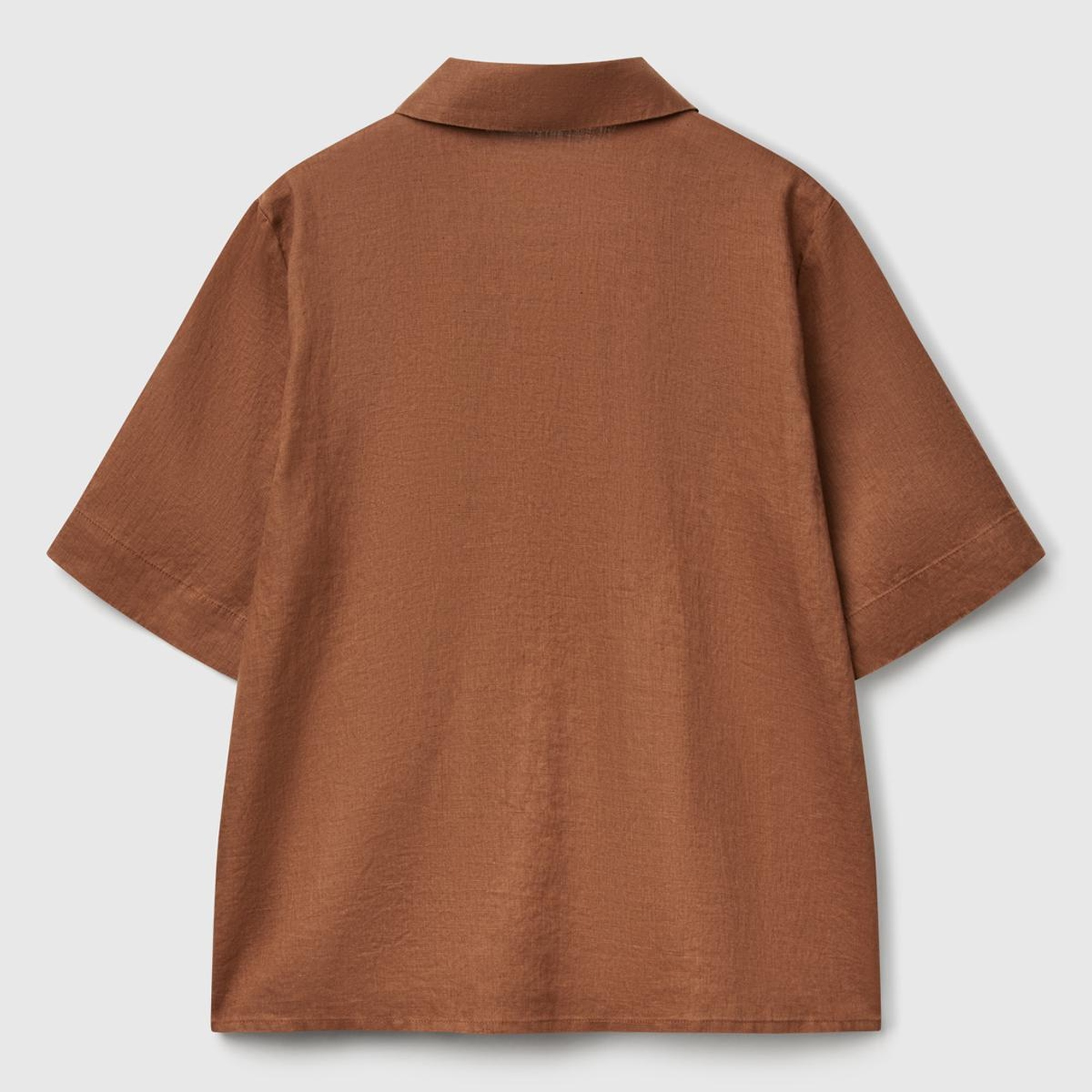 Kadın Kahverengi %100 Keten Relax Fit V Gömlek Yakalı Kısa Kollu Bluz