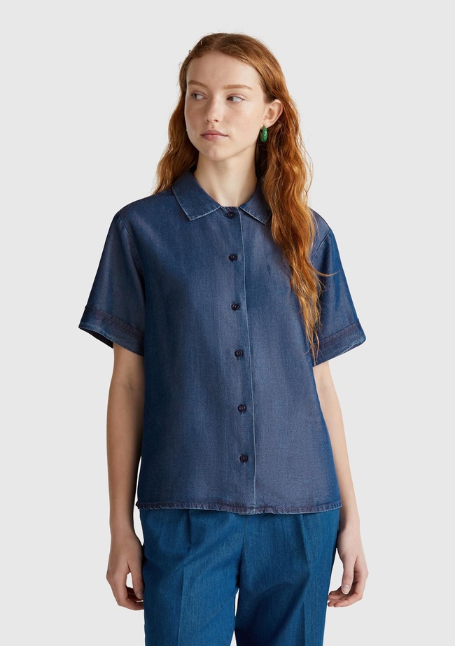  Kadın Koyu Mavi %100 Liyosel Kısa Kollu Denim Gömlek