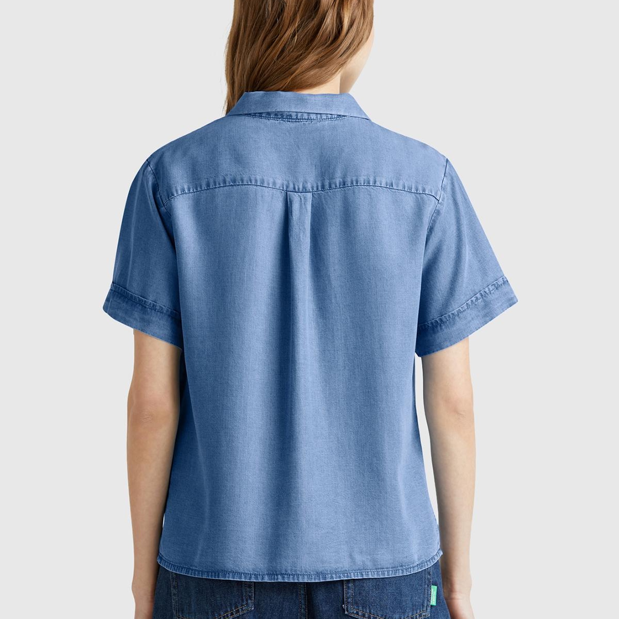 Kadın Açık Mavi %100 Liyosel Kısa Kollu Denim Gömlek