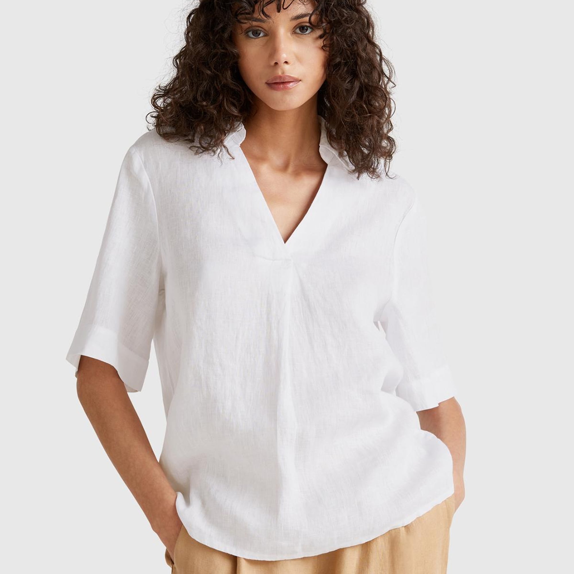 Kadın Beyaz %100 Keten Relax Fit V Gömlek Yakalı Kısa Kollu Bluz