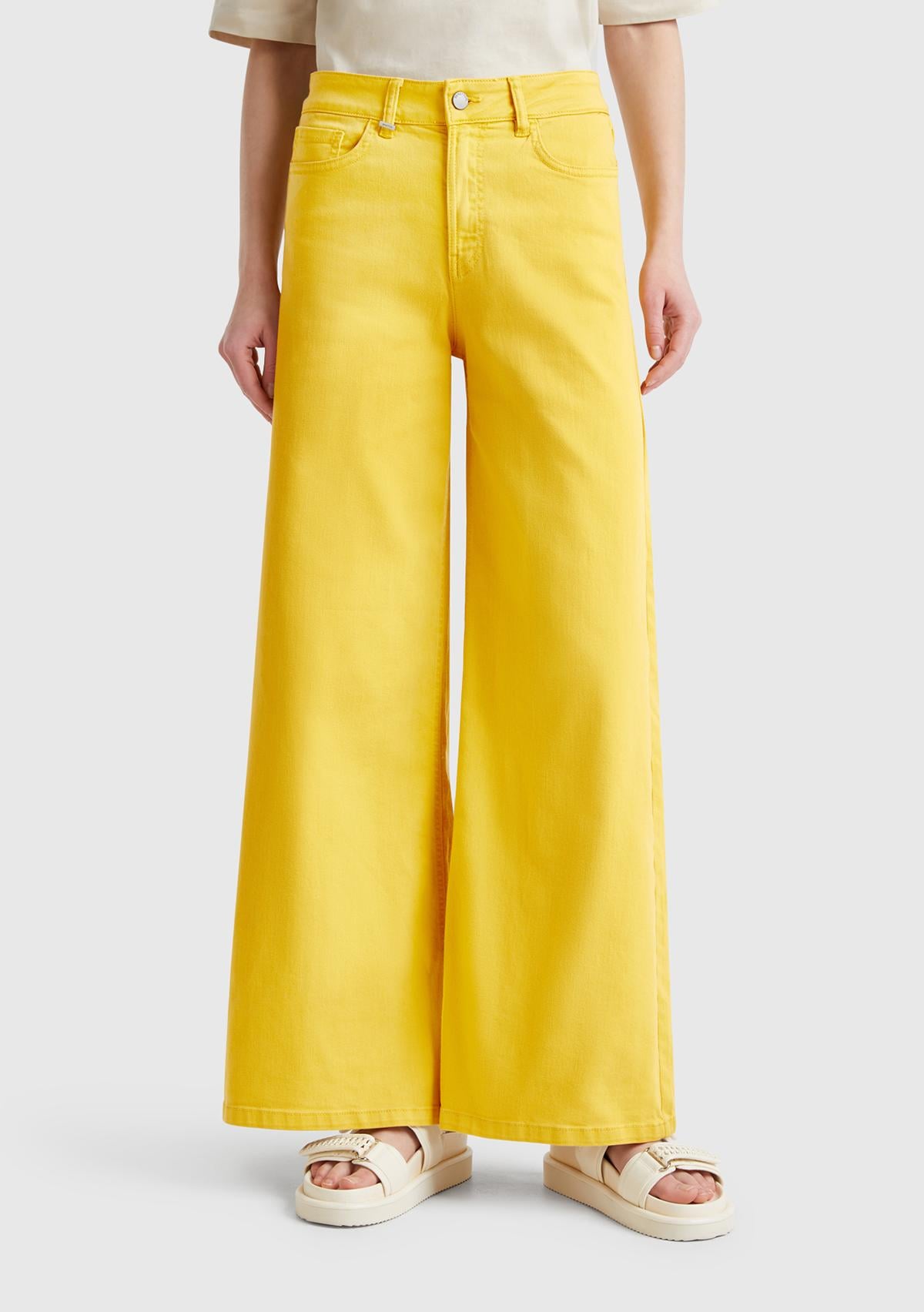  Kadın Sarı Streç Pamuklu Arkası Logo Etiketli Bol Kesim Pantolon