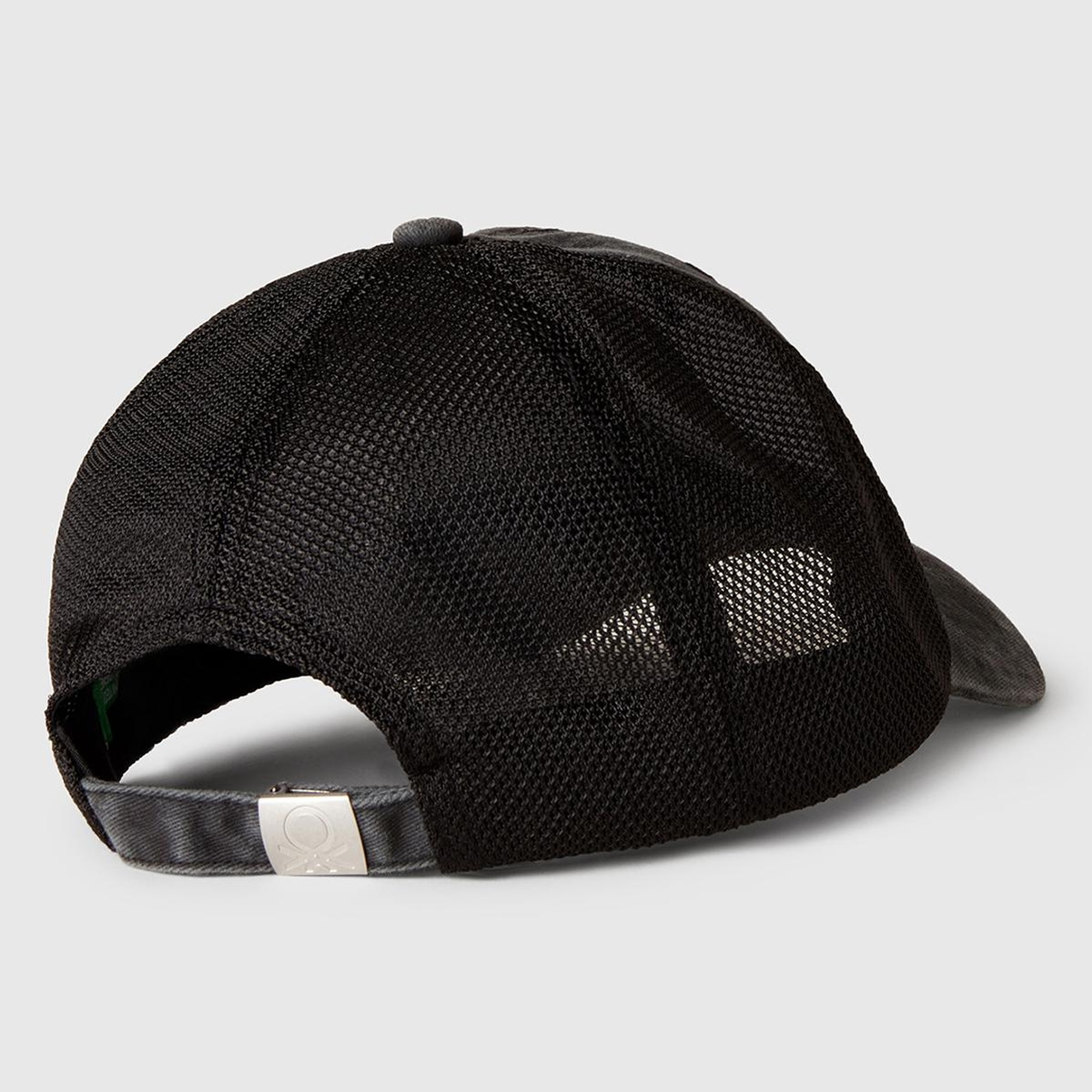 Erkek Siyah Logolu Beyzbol Şapkası