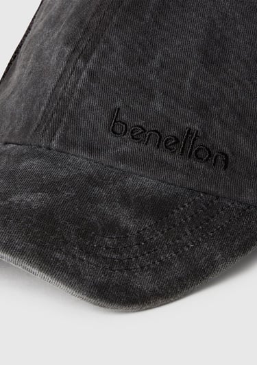  Erkek Siyah Logolu Beyzbol Şapkası