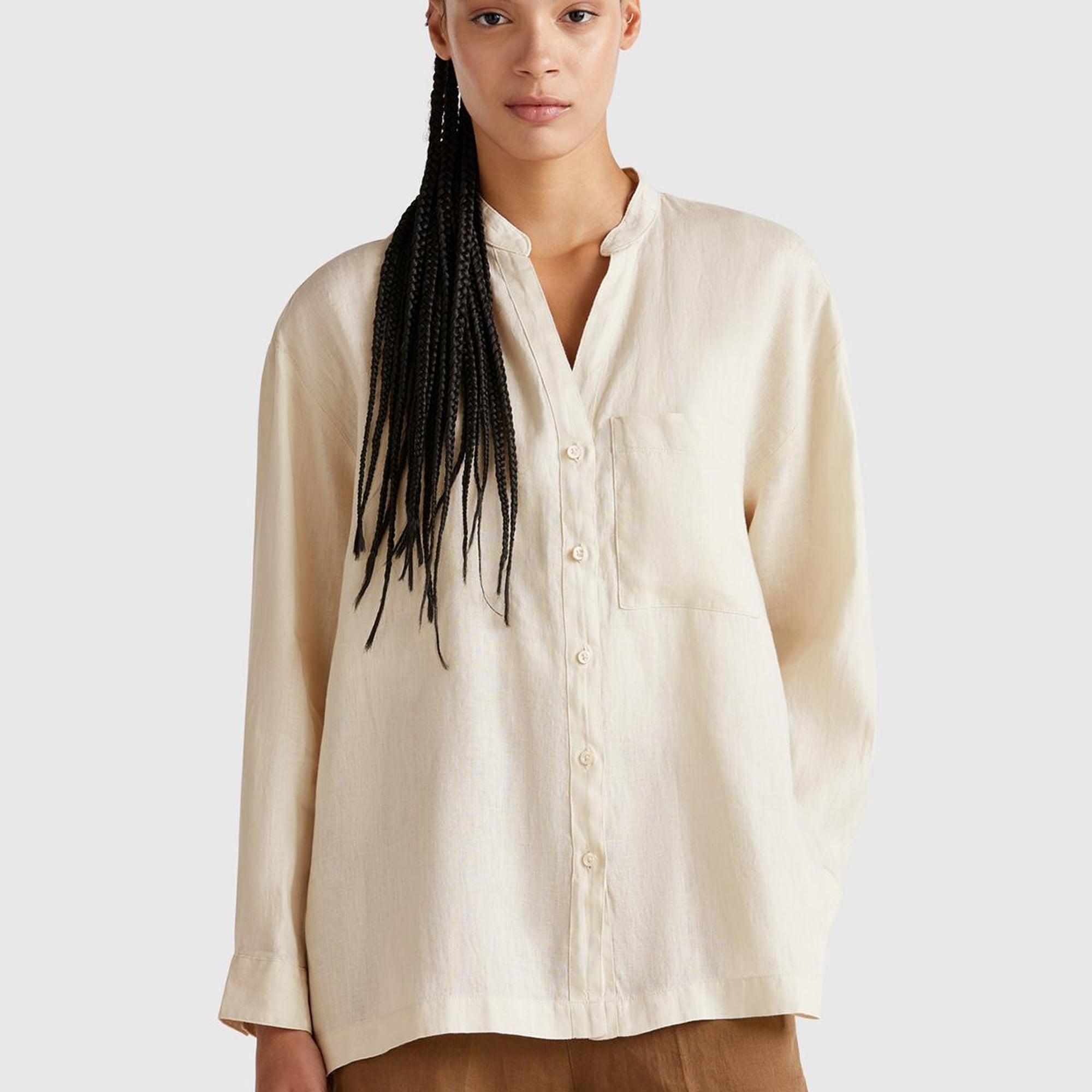 Kadın Taş Rengi %100 Keten Sol Önü Cepli Oversize Mandarin Yaka Gömlek