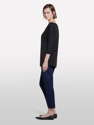  Kadın Siyah Modal Karışımlı Kayık Yaka Regular Fit T-Shirt