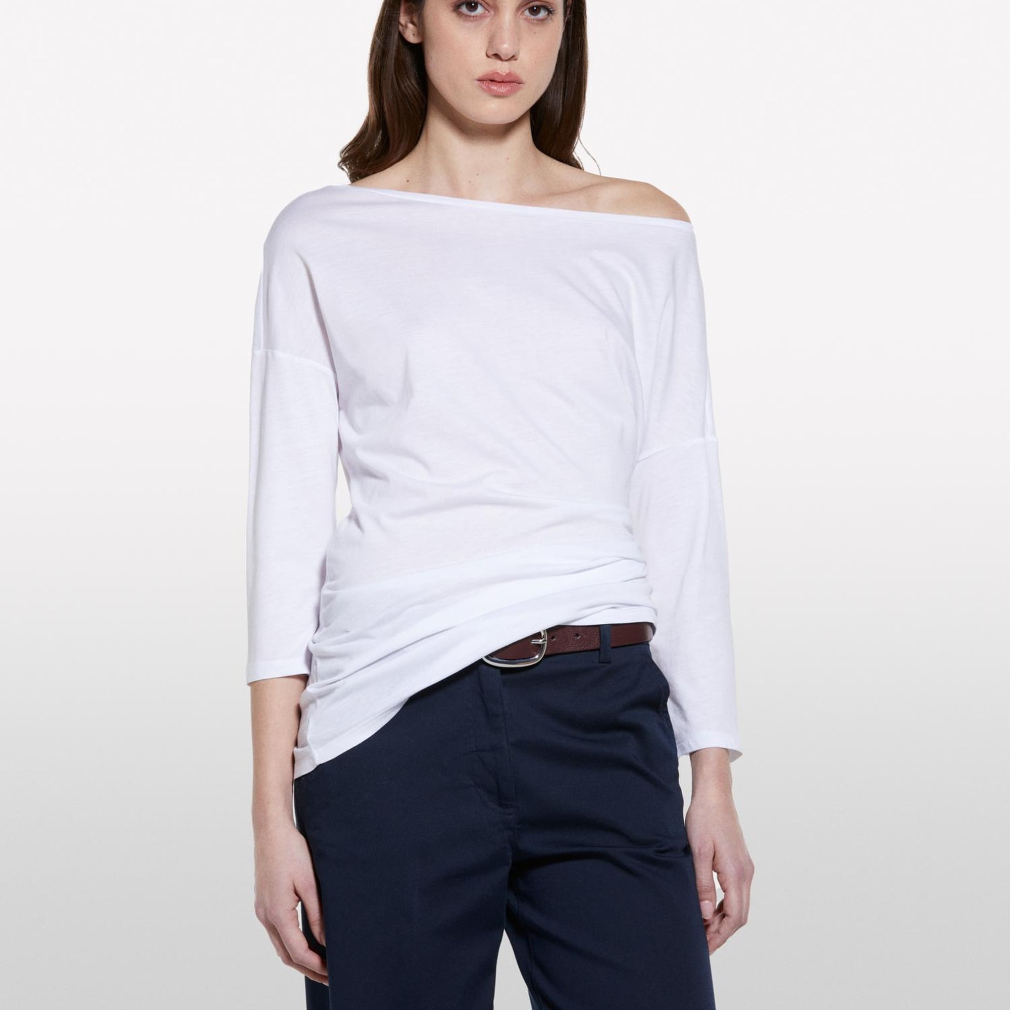 Kadın Beyaz Modal Karışımlı Kayık Yaka Regular Fit T-Shirt