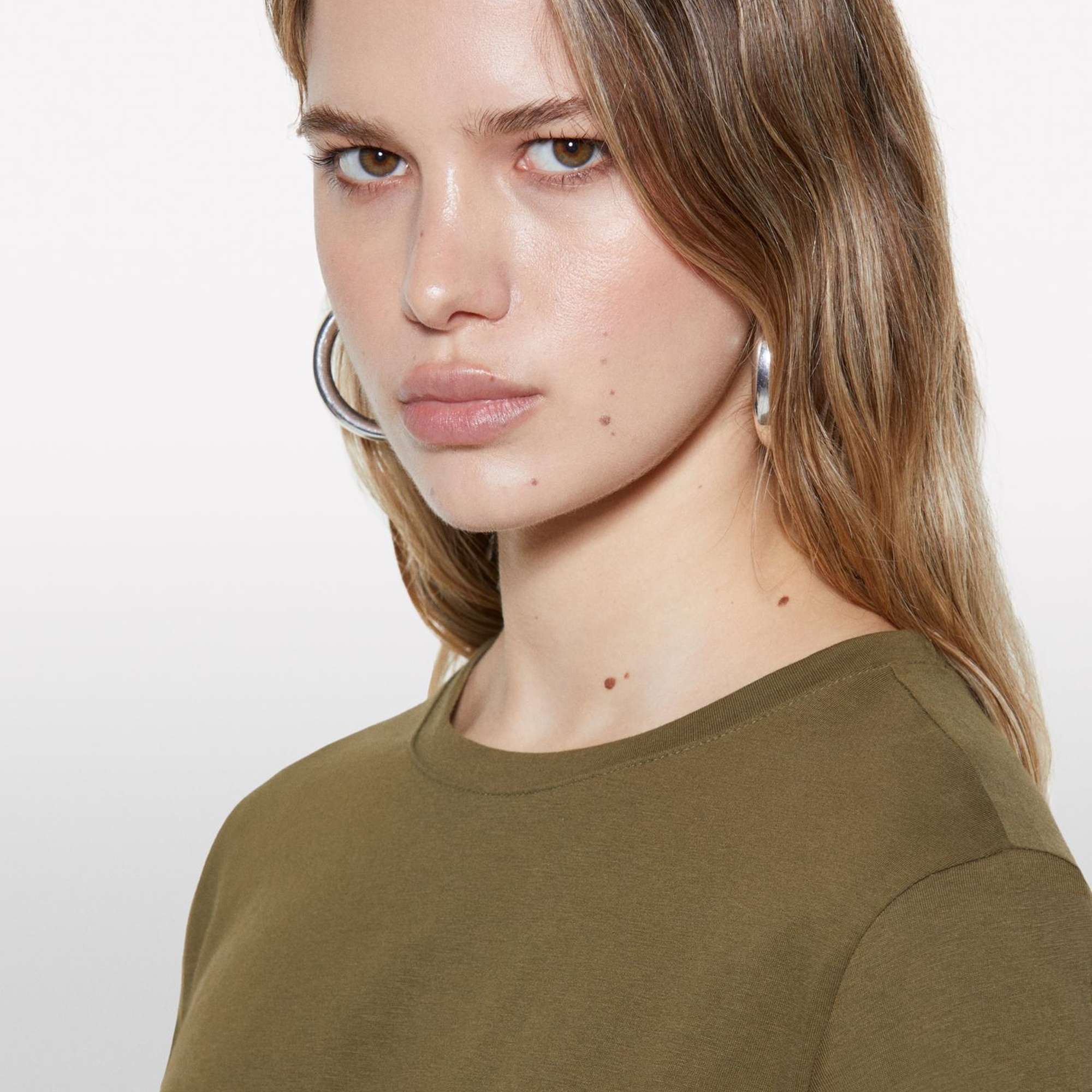 Kadın Koyu Haki %100 Pamuk Bisiklet Yaka Boxy Fit T-Shirt