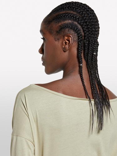  Kadın Kum Rengi Modal Karışımlı Kayık Yaka Regular Fit T-Shirt