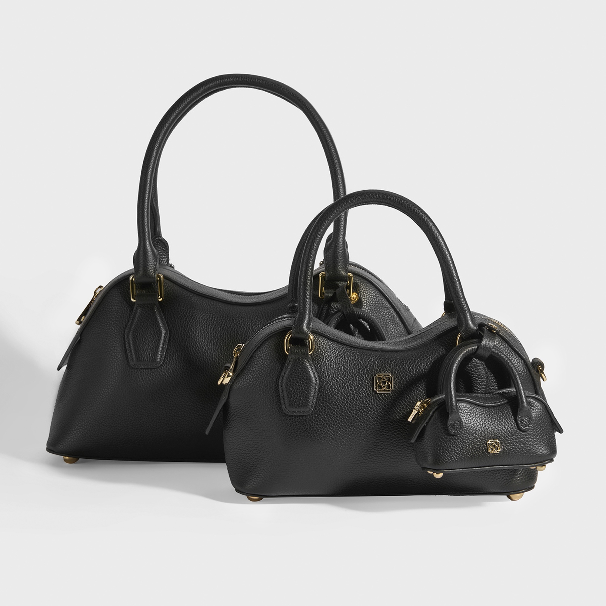 Kadın Siyah Deri Çanta Aksesuarlı Büyük Omuz Çantası