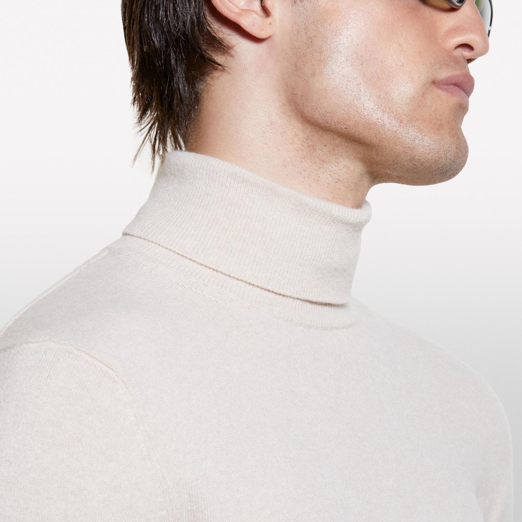 Erkek Krem Kaşmir Karışımlı Dik Yaka Kazak