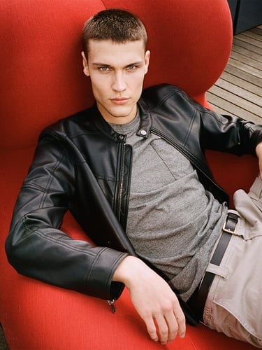  Erkek Siyah Yanları Cepli Fermuarlı Dar Kesim Suni Deri Ceket