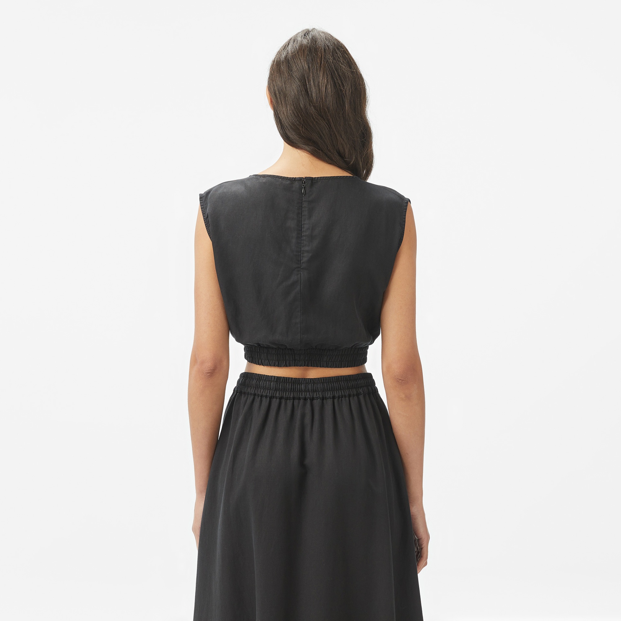 Lacoste Kadın Regular Fit Kolsuz Bisiklet Yaka Siyah Bluz