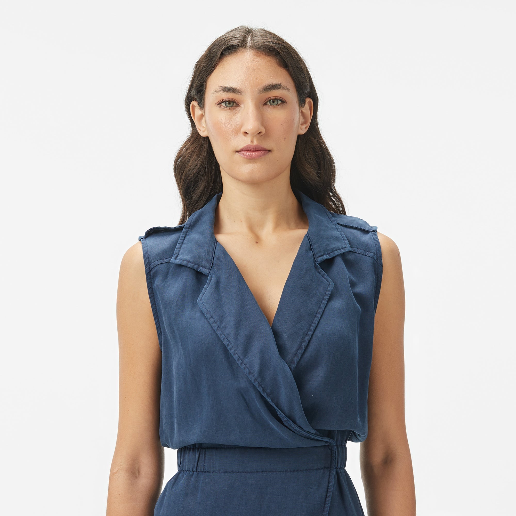 Lacoste Kadın Classic Fit Kolsuz Lacivert Elbise