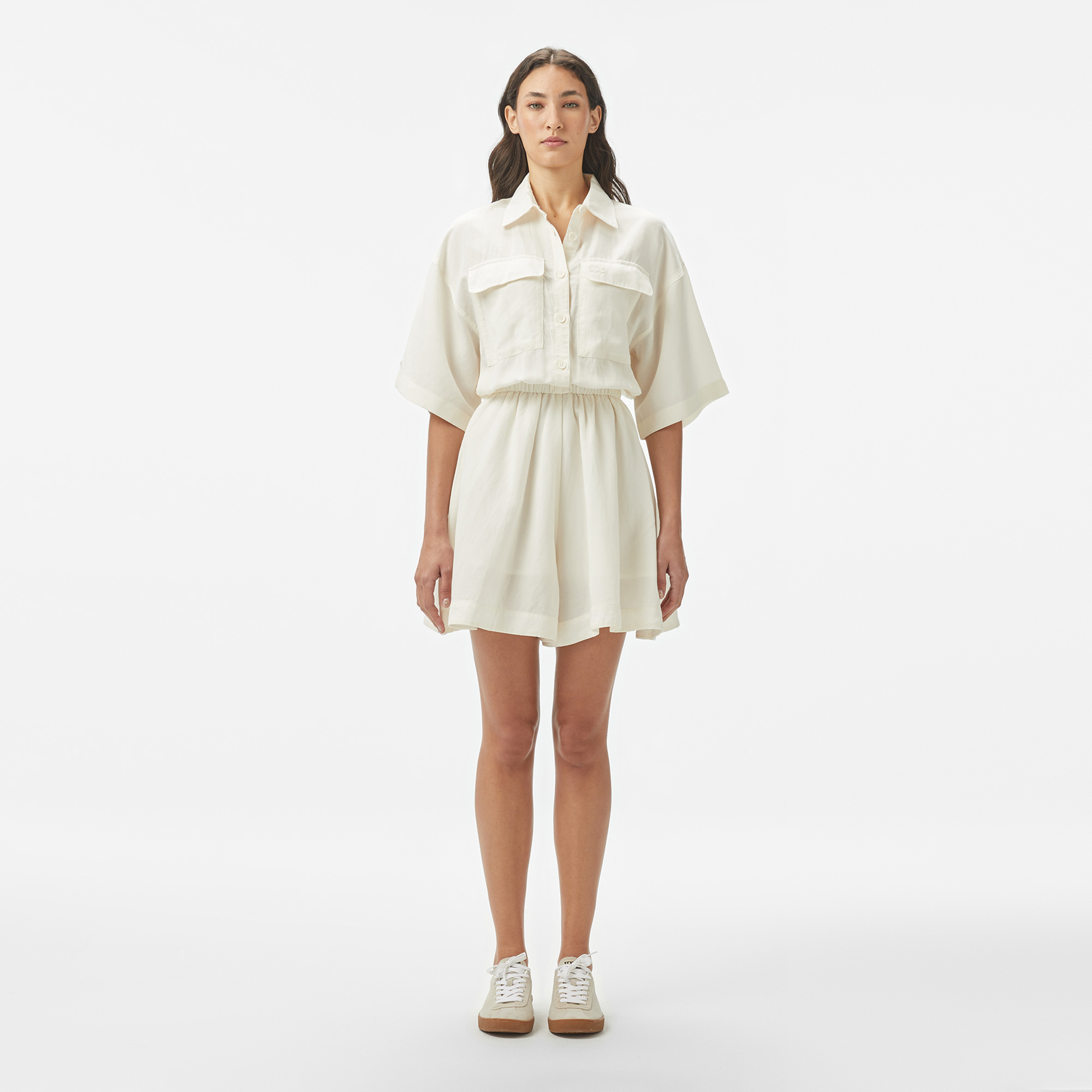  Lacoste Kadın Flare Fit Kısa Kollu Gömlek Yaka Beyaz Elbise