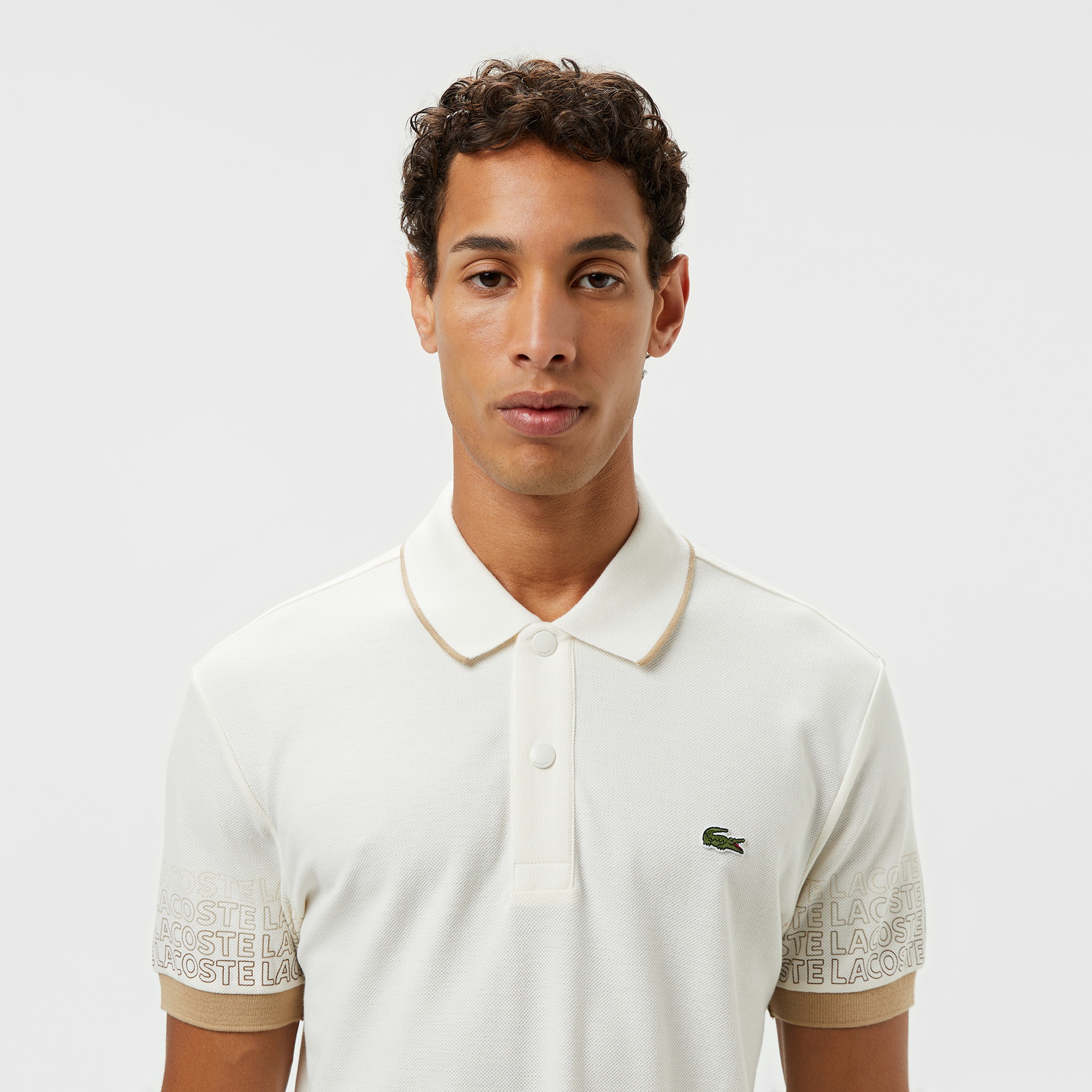 Lacoste Loose Fit Erkek Baskılı Beyaz Polo