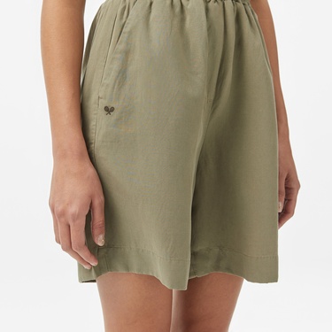  Kadın Regular Fit Haki Bermuda Şort