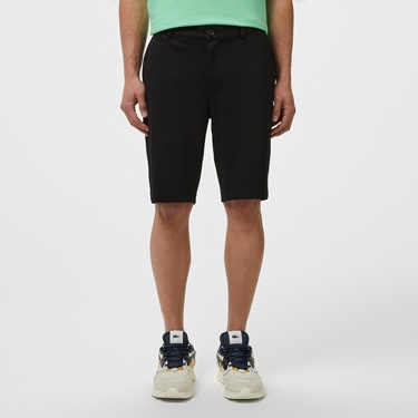  Erkek Tapered Fit Siyah Bermuda Şort