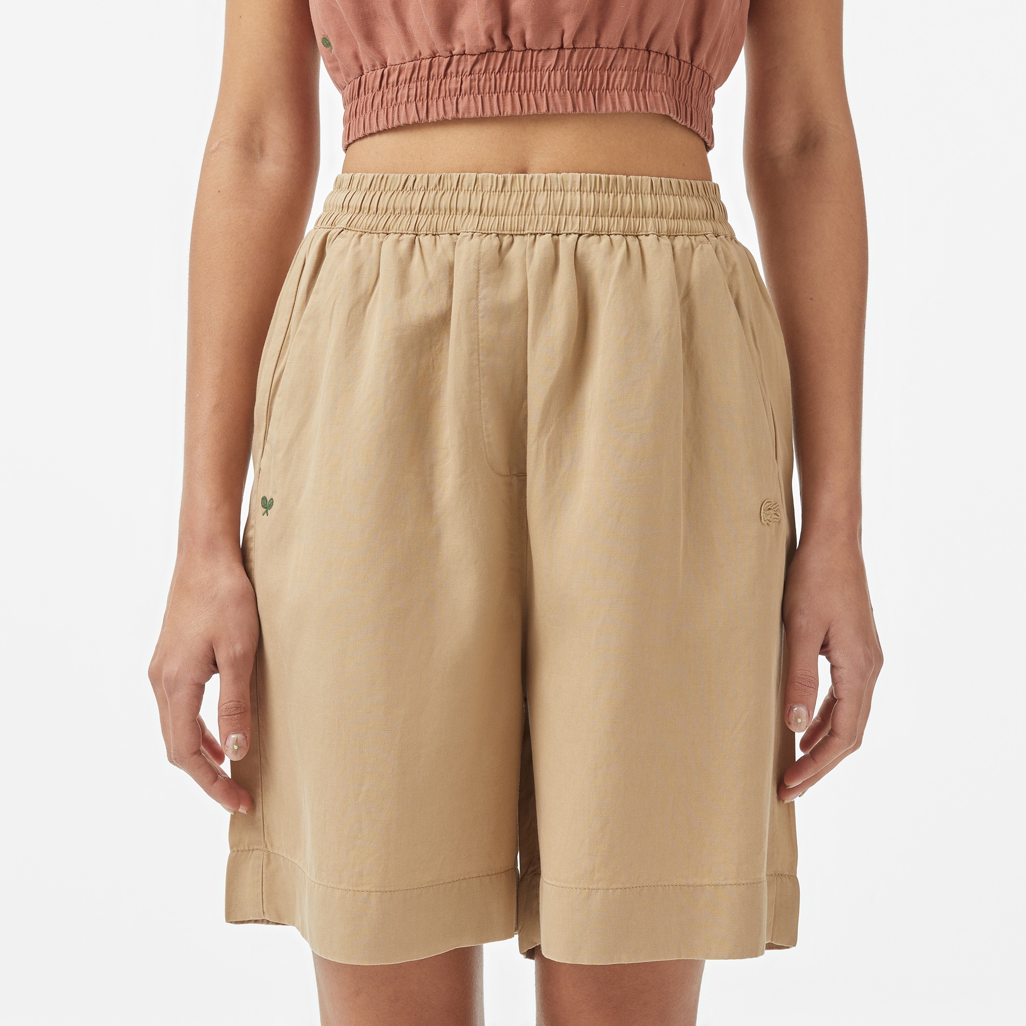 Lacoste Kadın Regular Fit Bej Bermuda Şort