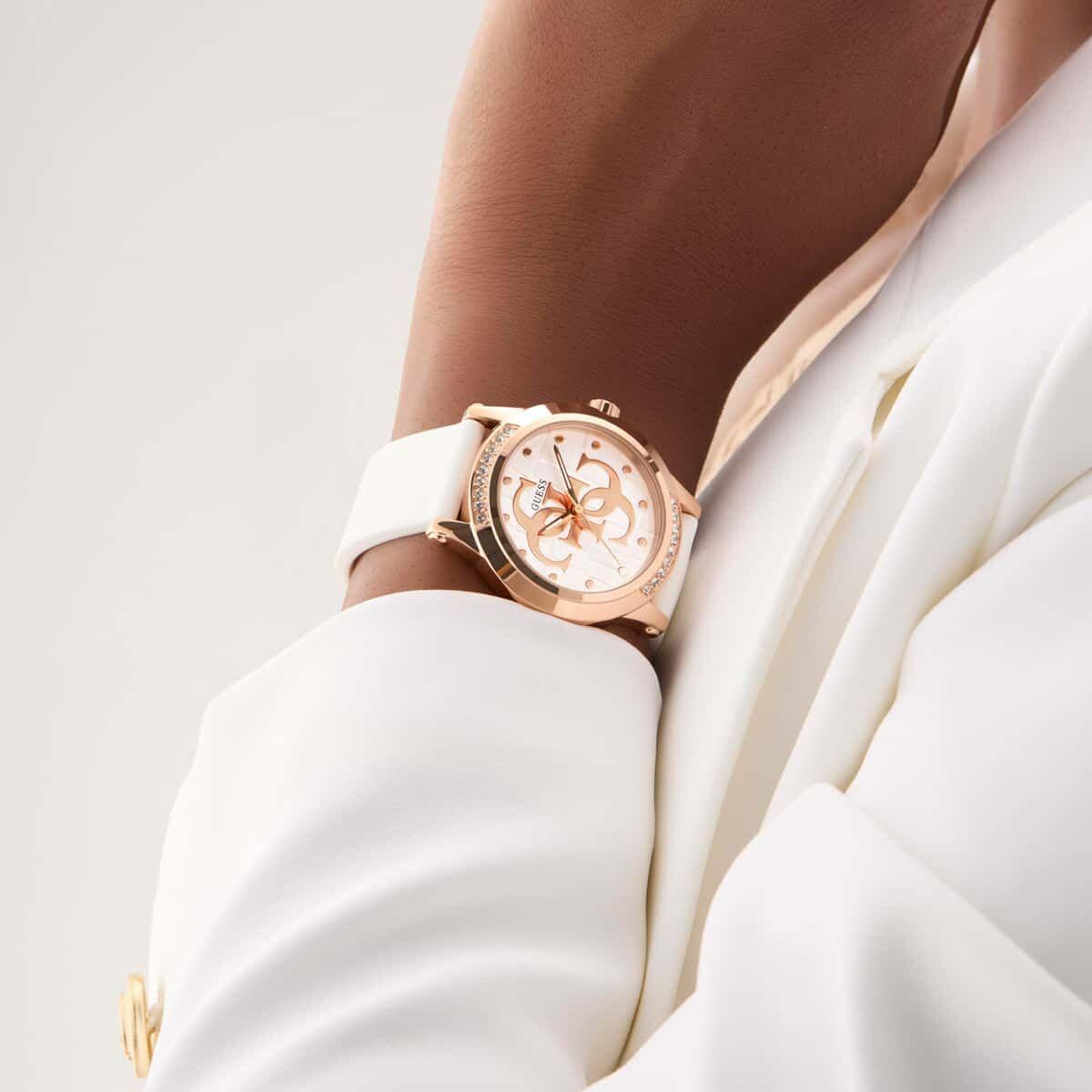 Guess GUGW0860L4 Kadın Kol Saati